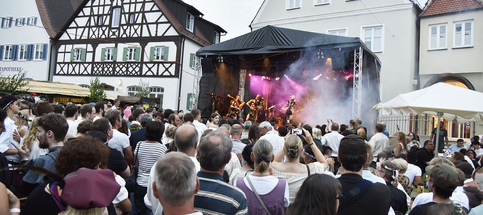 Historisches Stadtfest Monheim 2018 - Hauptbühne am Marktplatz